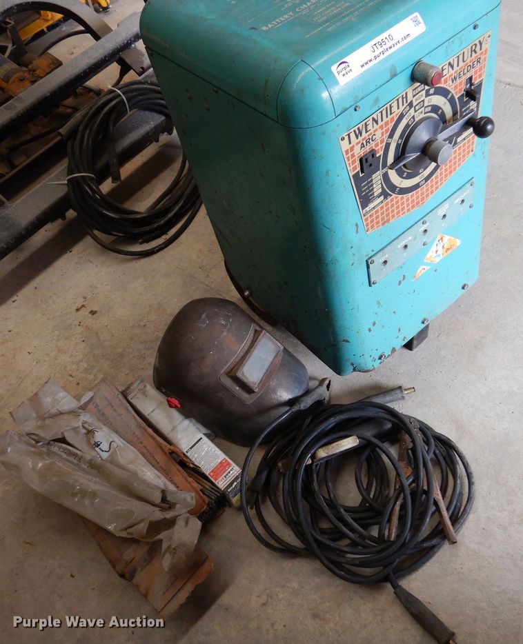 image for item JT9510 Twentieth Century 41B208/230  welder