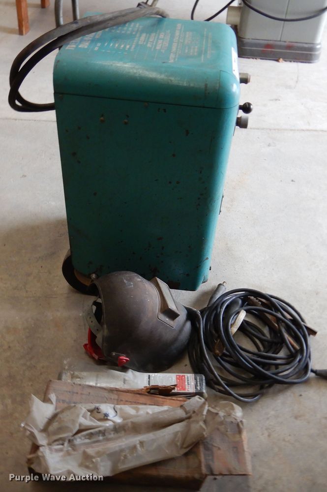 image for item JT9510 Twentieth Century 41B208/230  welder