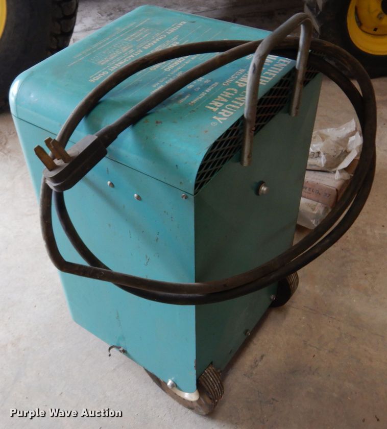 image for item JT9510 Twentieth Century 41B208/230  welder