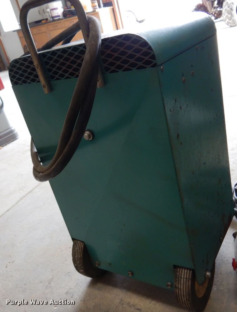 image for item JT9510 Twentieth Century 41B208/230  welder