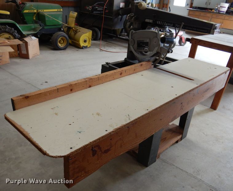 image for item JT9512 DeWalt 790  radial arm saw