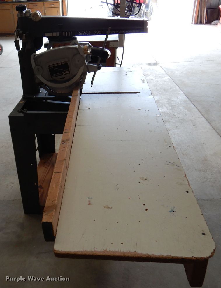 image for item JT9512 DeWalt 790  radial arm saw