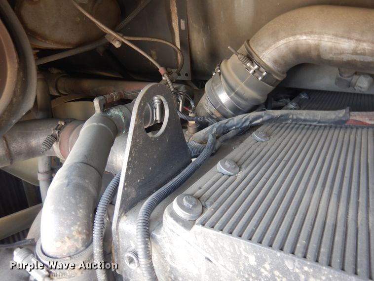 image for item JZ9832 2000 Orion  transit bus