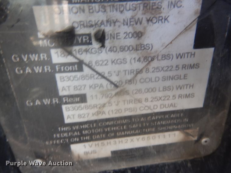 image for item JZ9832 2000 Orion  transit bus