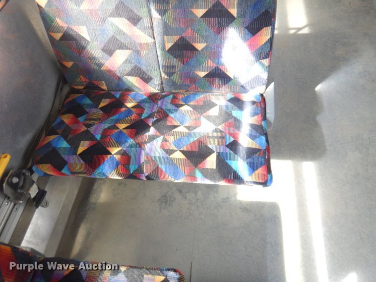 image for item JZ9832 2000 Orion  transit bus