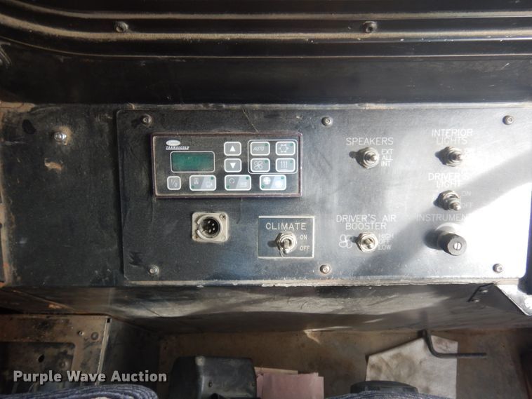 image for item JZ9833 2000 Orion  transit bus