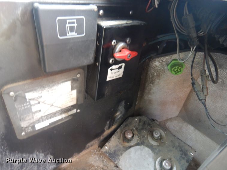 image for item JZ9833 2000 Orion  transit bus