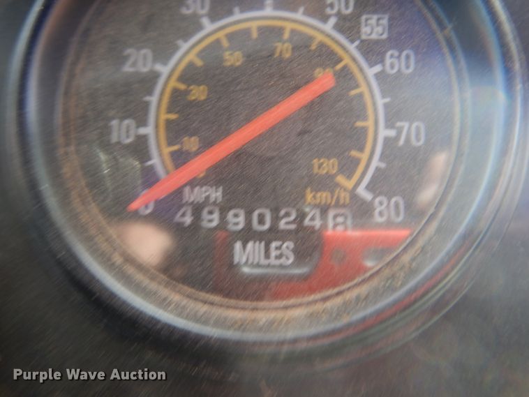 image for item JZ9833 2000 Orion  transit bus