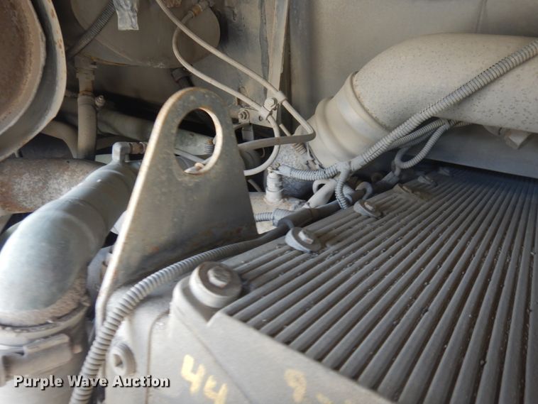 image for item JZ9833 2000 Orion  transit bus