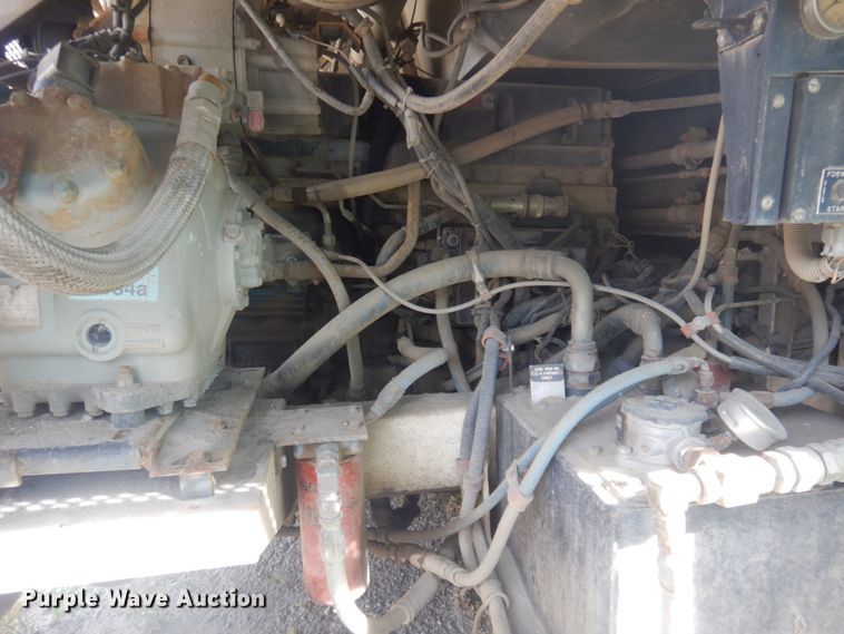 image for item JZ9833 2000 Orion  transit bus