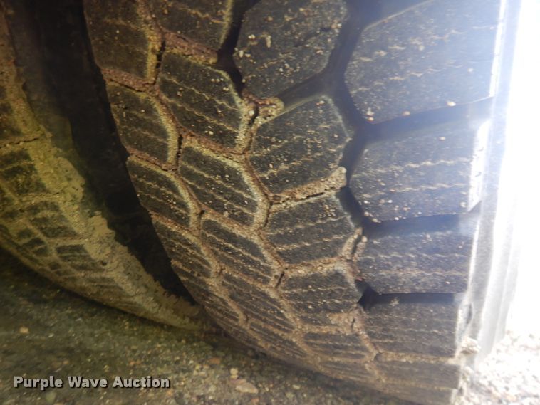 image for item JZ9833 2000 Orion  transit bus