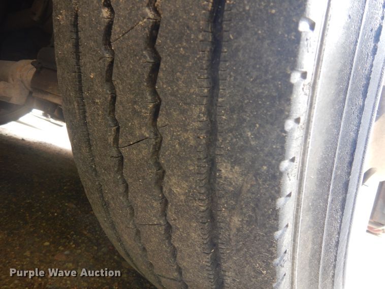 image for item JZ9833 2000 Orion  transit bus