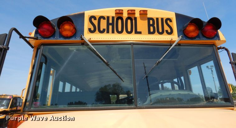 image for item KA9407 2003 Freightliner FS65  school bus