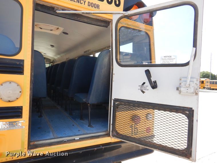 image for item KA9407 2003 Freightliner FS65  school bus