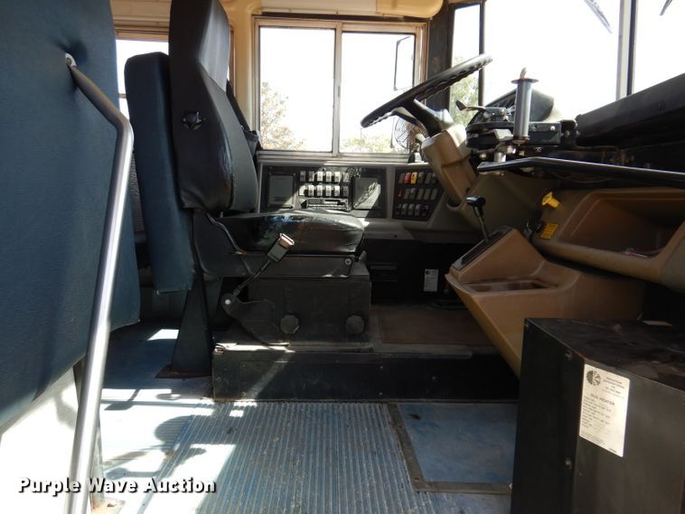image for item KA9407 2003 Freightliner FS65  school bus