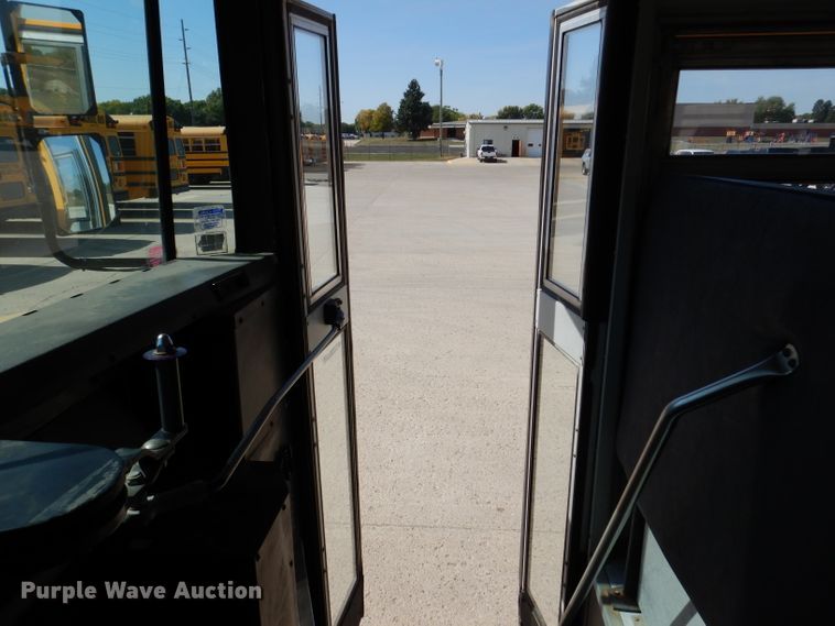 image for item KA9407 2003 Freightliner FS65  school bus