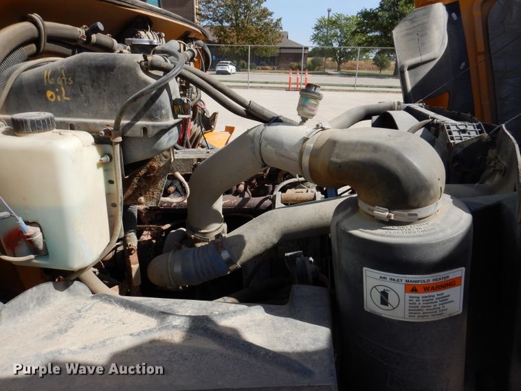 image for item KA9407 2003 Freightliner FS65  school bus