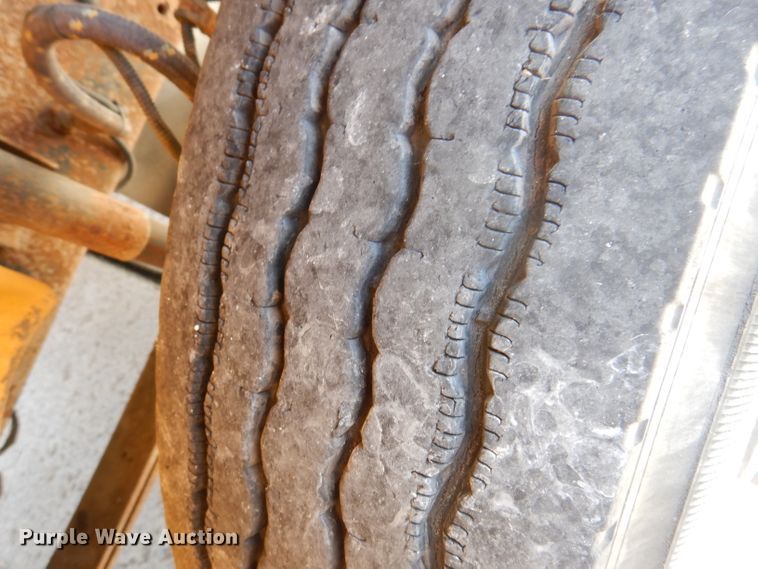 image for item KA9407 2003 Freightliner FS65  school bus