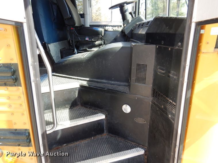 image for item KA9408 2007 Thomas Built  school bus