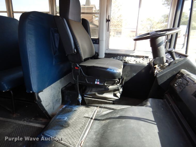 image for item KA9408 2007 Thomas Built  school bus