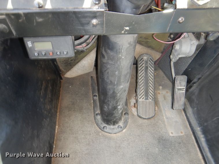 image for item KA9408 2007 Thomas Built  school bus