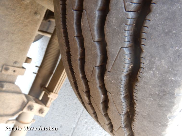 image for item KA9408 2007 Thomas Built  school bus