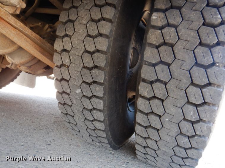 image for item KA9408 2007 Thomas Built  school bus