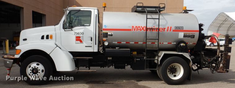 image for item KA9443 2000 Sterling L8511  oil distributor truck