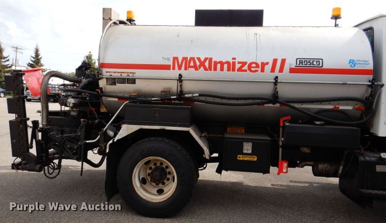 image for item KA9443 2000 Sterling L8511  oil distributor truck