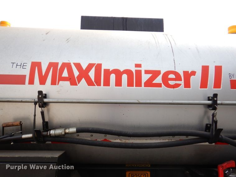 image for item KA9443 2000 Sterling L8511  oil distributor truck