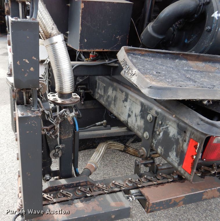 image for item KA9443 2000 Sterling L8511  oil distributor truck