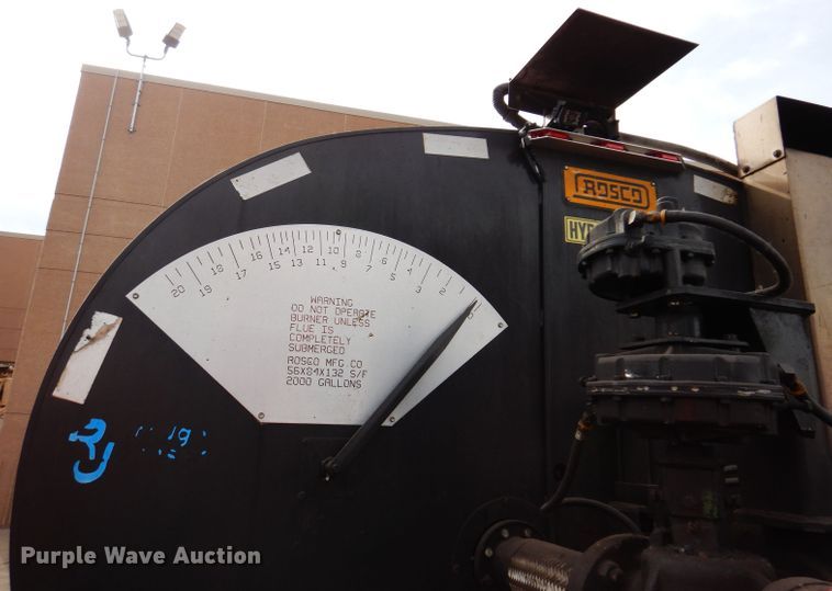 image for item KA9443 2000 Sterling L8511  oil distributor truck