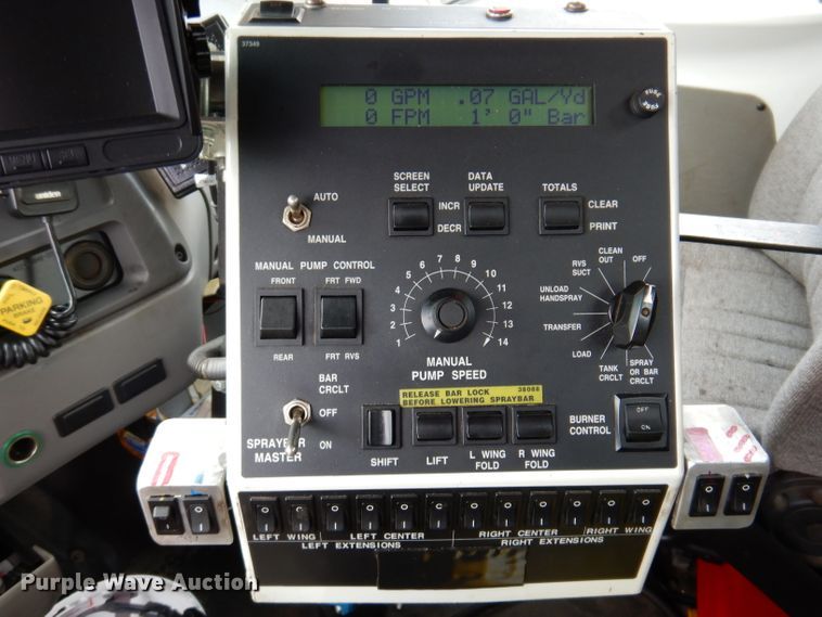 image for item KA9443 2000 Sterling L8511  oil distributor truck