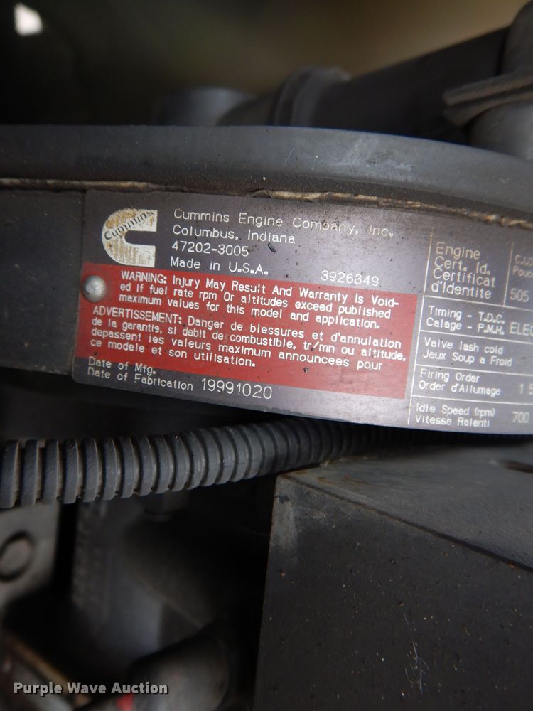 image for item KA9443 2000 Sterling L8511  oil distributor truck