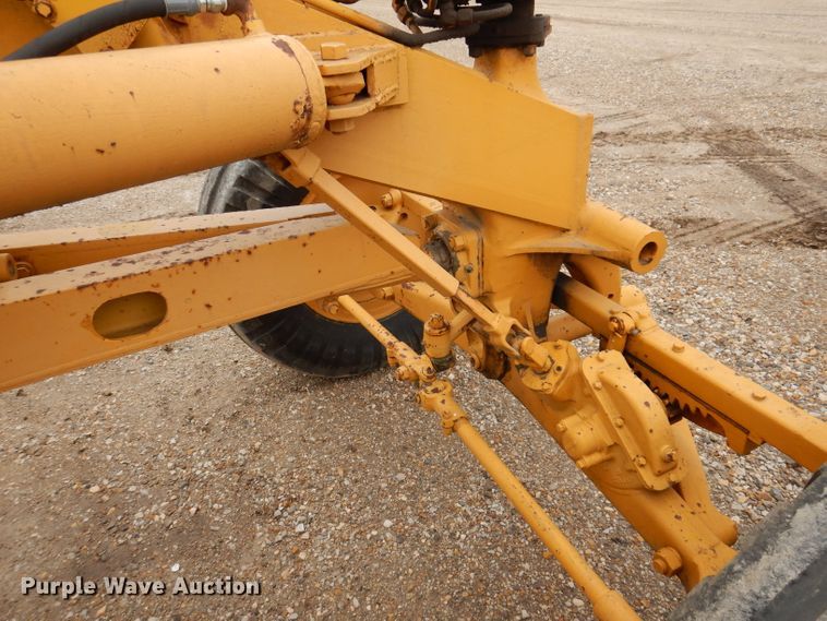 image for item KA9516 1962 Caterpillar 12E  rigid frame motor grader