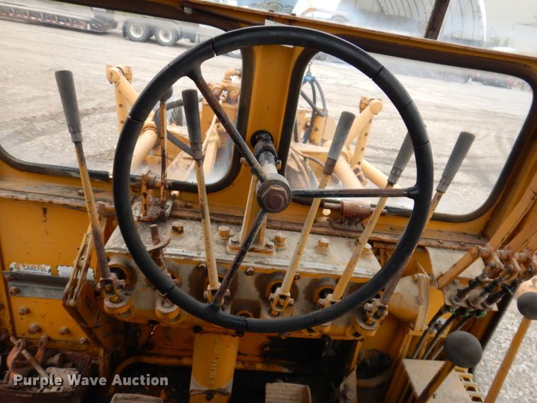 image for item KA9516 1962 Caterpillar 12E  rigid frame motor grader