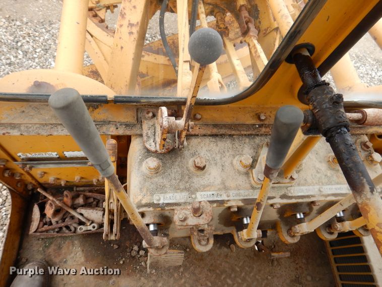 image for item KA9516 1962 Caterpillar 12E  rigid frame motor grader