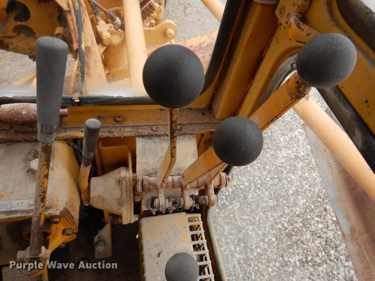 image for item KA9516 1962 Caterpillar 12E  rigid frame motor grader