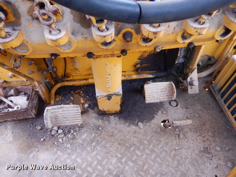 image for item KA9516 1962 Caterpillar 12E  rigid frame motor grader