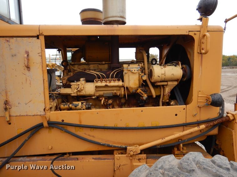 image for item KA9516 1962 Caterpillar 12E  rigid frame motor grader