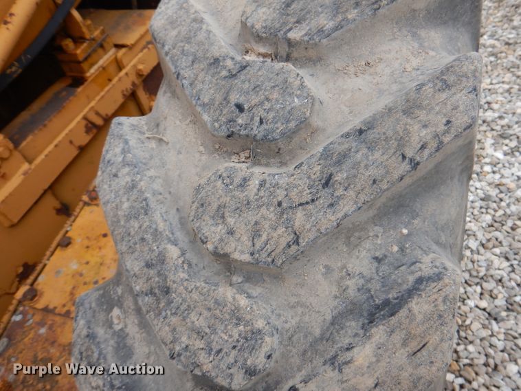 image for item KA9516 1962 Caterpillar 12E  rigid frame motor grader