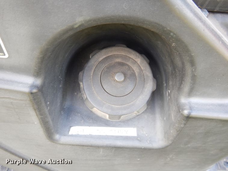 image for item KP9752 2010 Kubota RTV11400CPX  utility vehicle