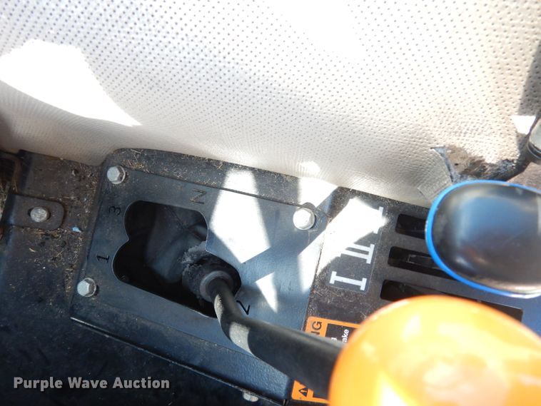 image for item KP9773 2009 John Deere 6140D  MFWD tractor