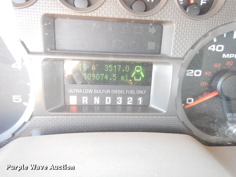 image for item KP9775 2010 Ford F450 Super Duty XL  flatbed truck