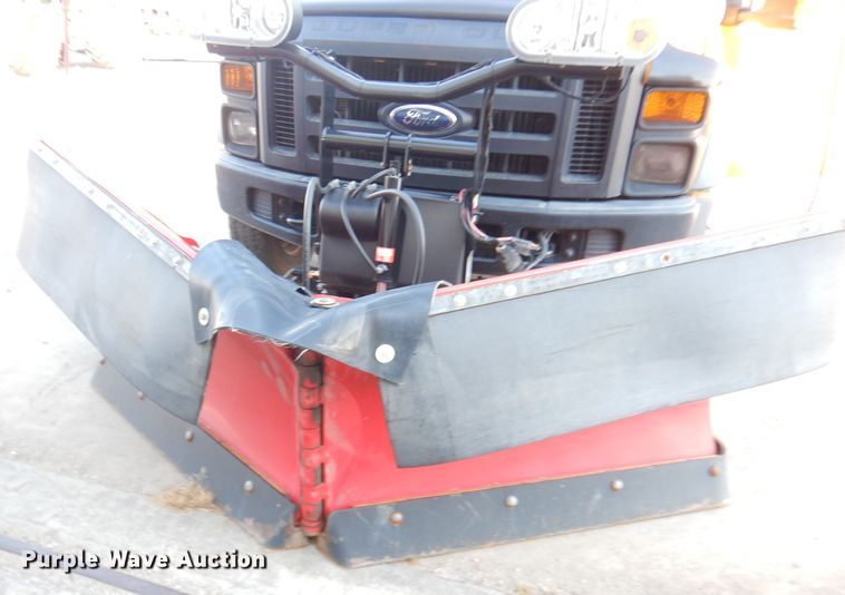 image for item KP9775 2010 Ford F450 Super Duty XL  flatbed truck