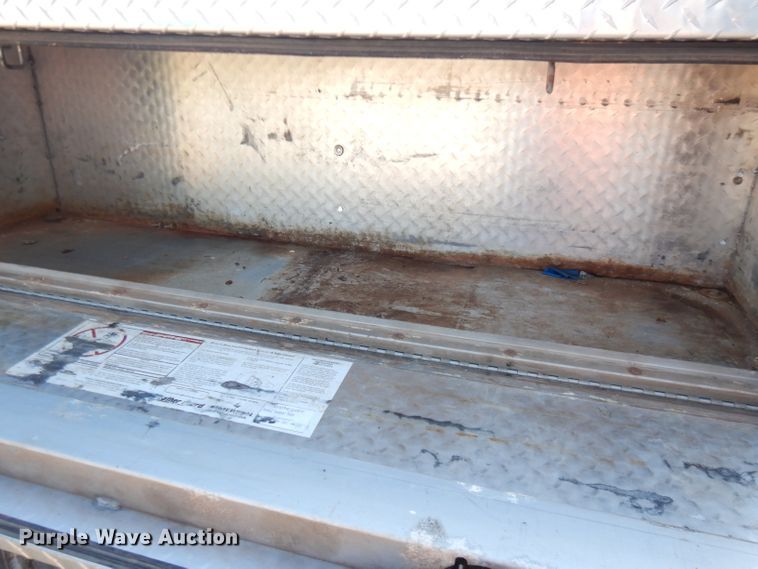 image for item KP9775 2010 Ford F450 Super Duty XL  flatbed truck