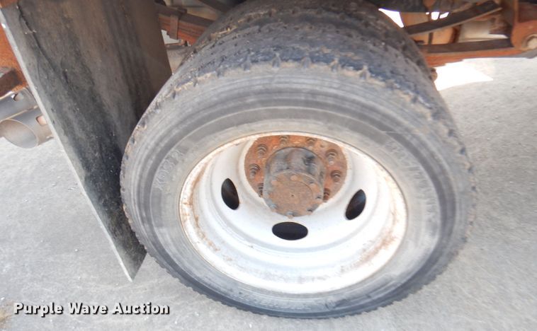 image for item KP9775 2010 Ford F450 Super Duty XL  flatbed truck