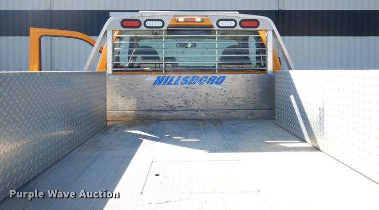 image for item KP9775 2010 Ford F450 Super Duty XL  flatbed truck