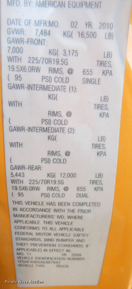 image for item KP9775 2010 Ford F450 Super Duty XL  flatbed truck