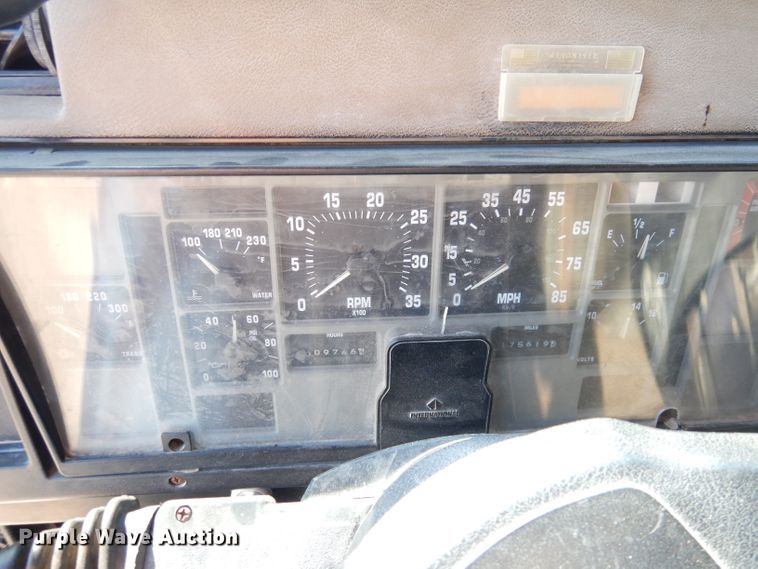 image for item KP9776 1995 International 4700  dump truck